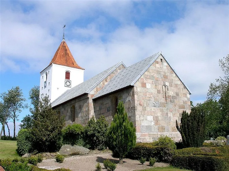 Fræer Kirke i Danmark. Fræer kirke