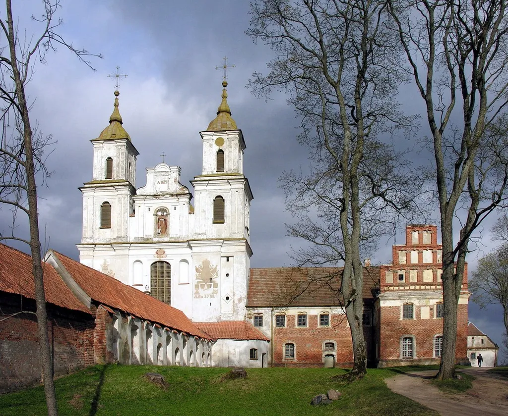 Tytuvėnų Švč. Mergelės Marijos bažnyčia 2007 m. balandžio 21 d., Lietuva