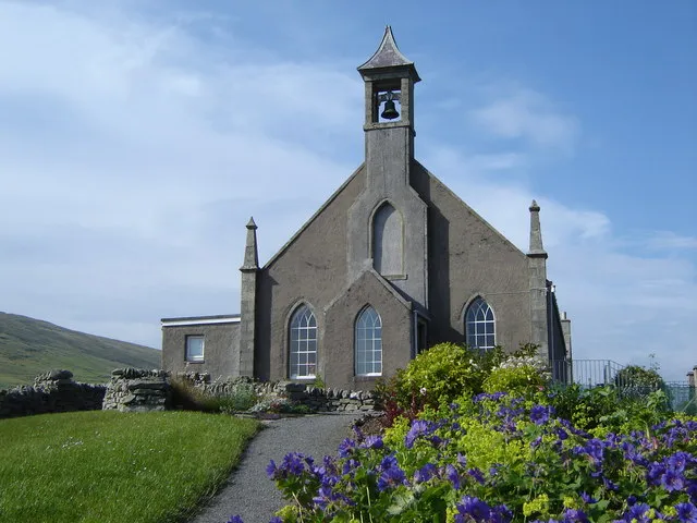 Weisdale Kirk and community garden This is the local Church of Scotland Kirk. The grounds have been imaginatively landscaped and planted up as a community garden, accessible to all.