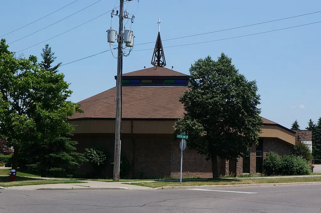 Holy Family Church (church building in Caledon, Ontario)