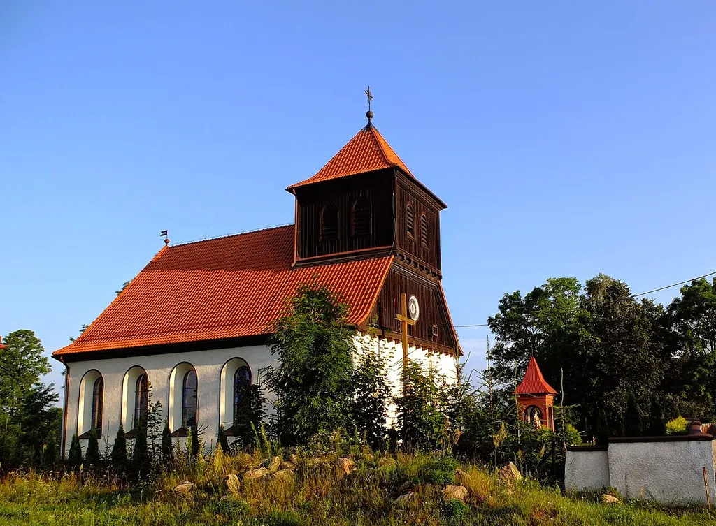 Księży Lasek - kosciół wybudowany w 1928 r.