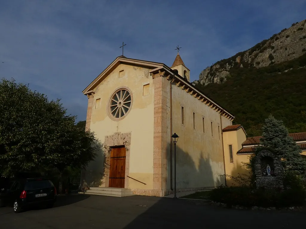 Ceraino (Dolcè, Veneto, Italy), Saint Nicholas church