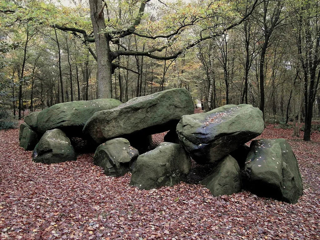 Megalithic tomb "Hünensteine I" near Damme (district Vechta, Lower Saxony).