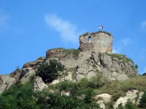 Castle of Sirok