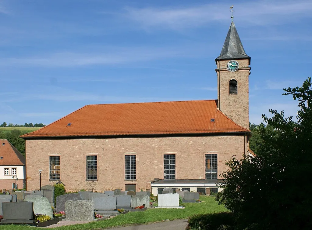 The big nave of the parish church St. Josef in Kleinkahl
