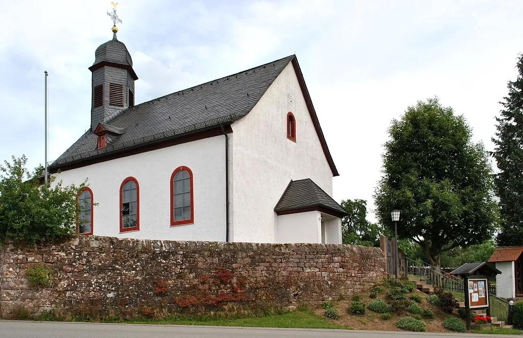 Katholische Pfarrkirche St. Luzia und St. Odilia in Hesseneck