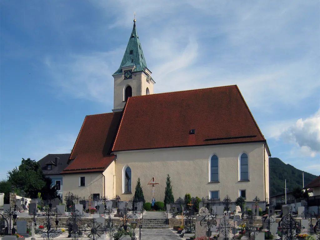The catholic parish church St. Valentine in Weyregg am Attersee in Upper Austria.