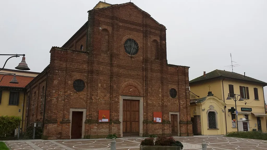Zelo Surrigone - S. Giuliana E B.v. Del Carmelo - P.zza Roma