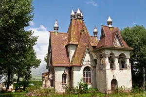 Saint Nikolay Russian Church, Amrakits