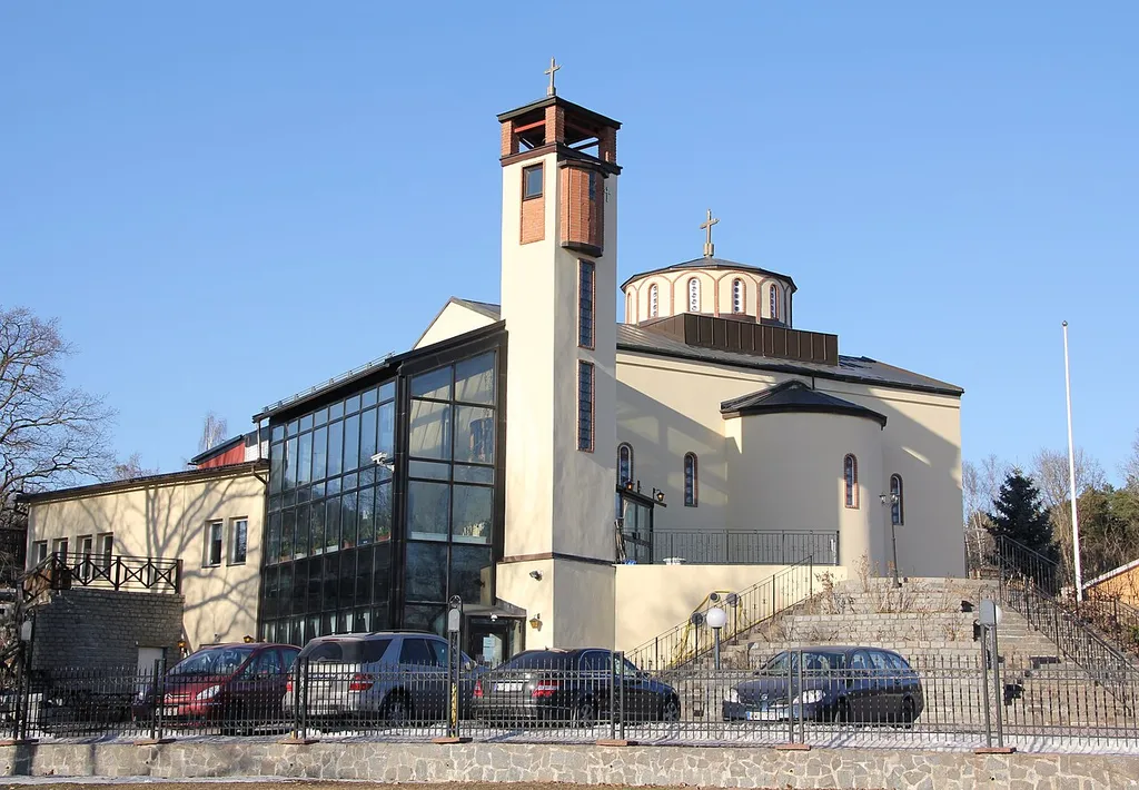 Sankt Sava serbisk-ortodoxa kyrka i Enskede gård.