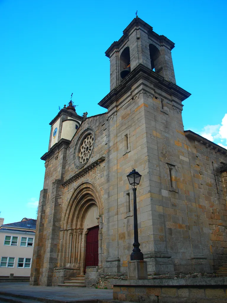 Iglesia de Santa Maria del Campo. Viveiro
