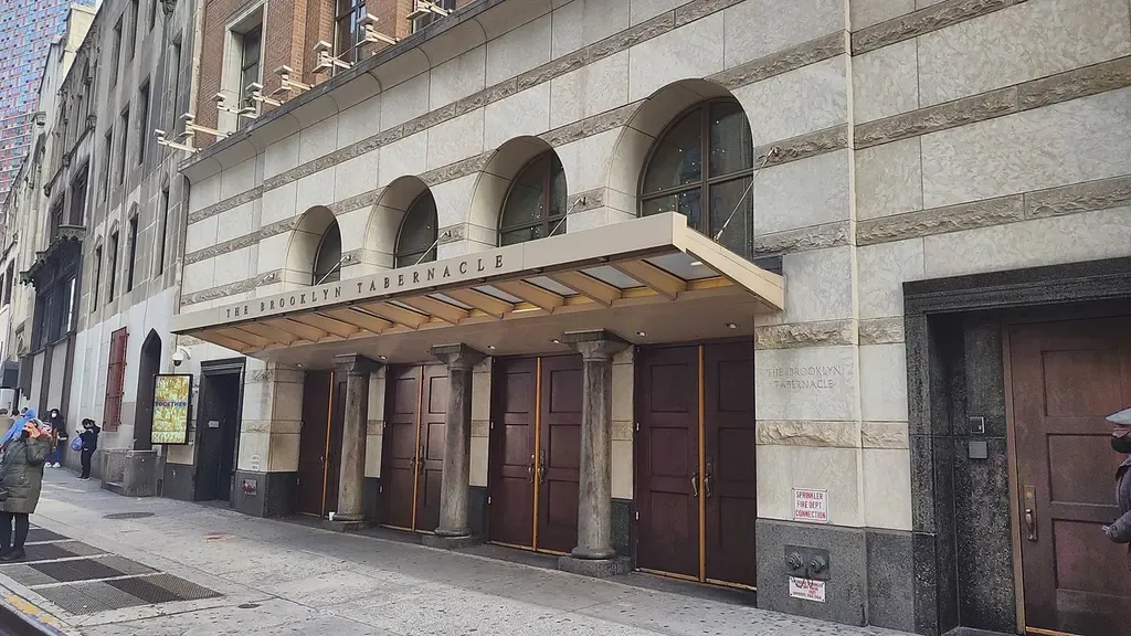 Loew's Metropolitan Theatre