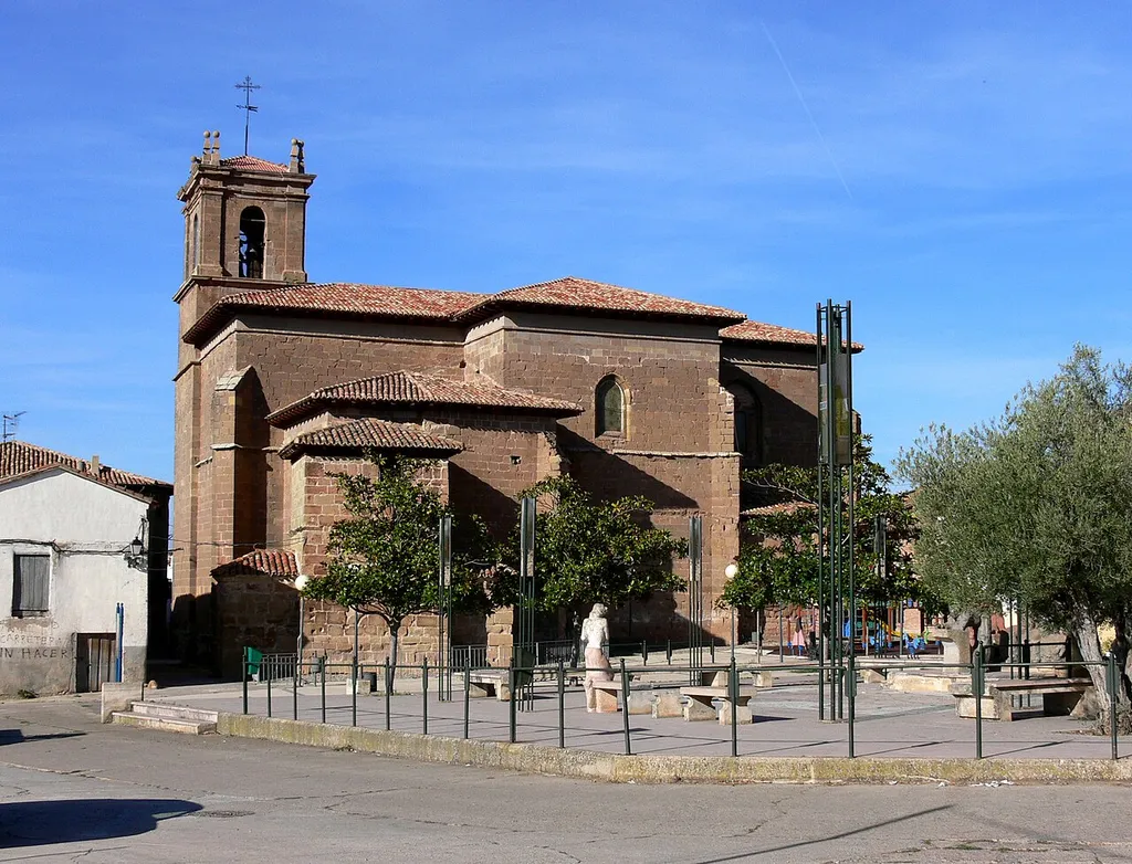 Iglesia de la Asunción en Santa Coloma (La Rioja - España).