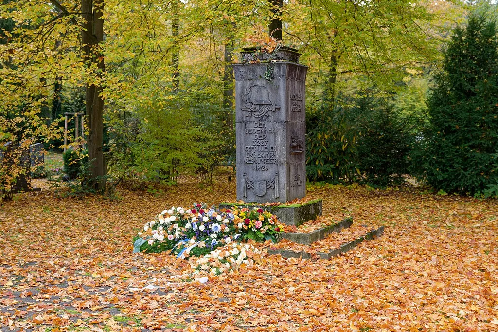 Kriegerdenkmal Schnieglinger Straße 147; Schnieglinger Straße 147 b in Nürnberg