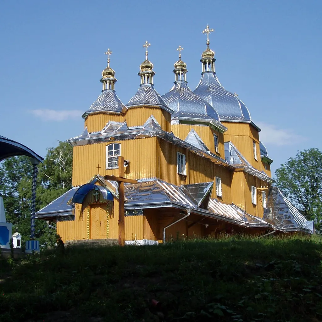 Церква Введення в храм Пресвятої Богородиці в селі Велика Горожанна Миколаївського району Львівської області.