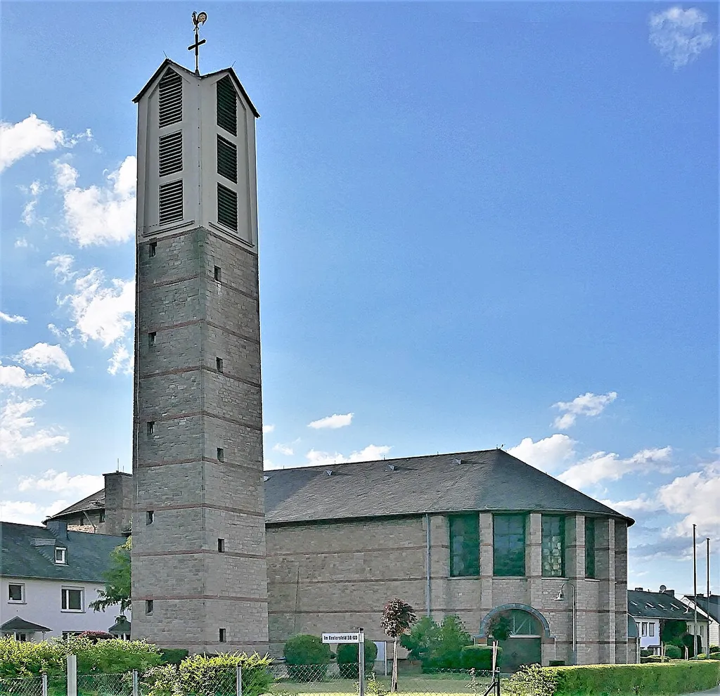 Katholische Kirche St. Valerius in Trier-Feyen.