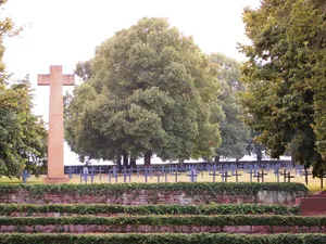 Brieulles-sur-Meuse German military cemetery