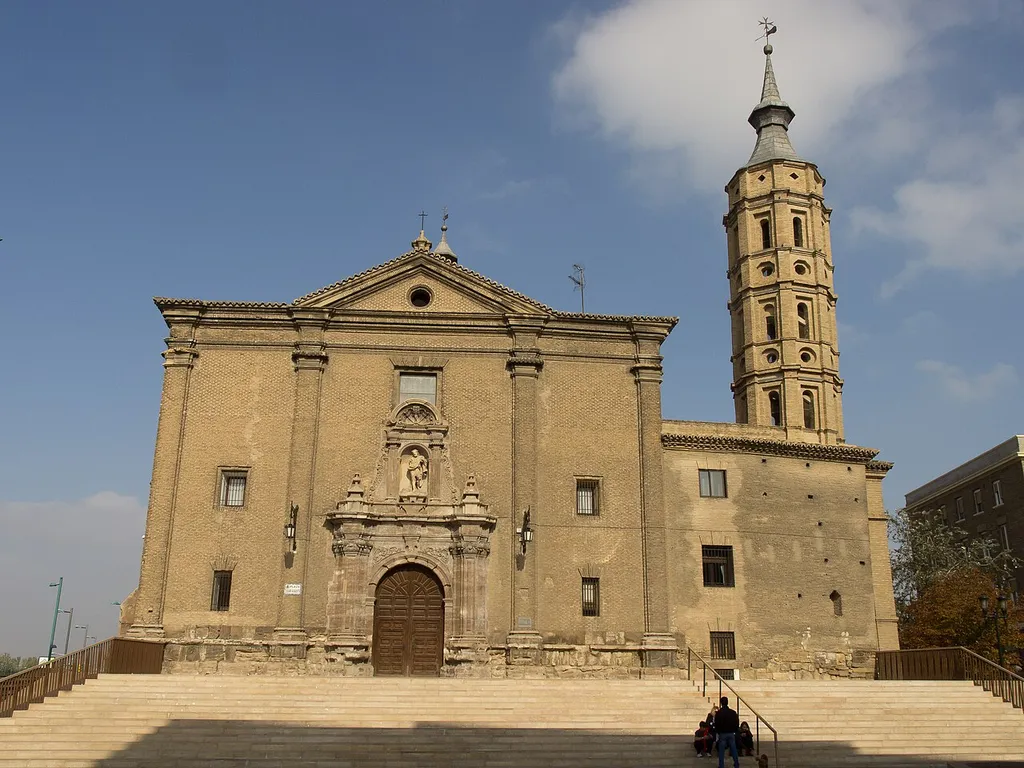 Main facade of the church of San Juan de los Panetes (Zaragoza)