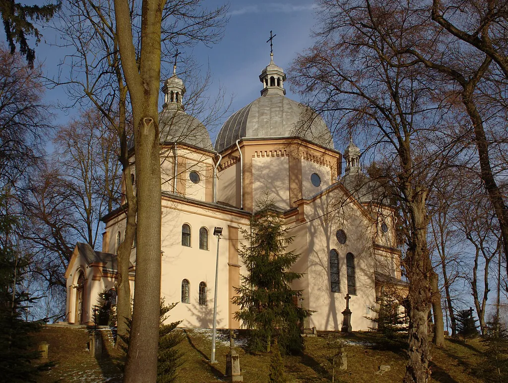 Jaksmanice - pierwotnie cerkiew greckokatolicka, obecnie rzymskokatolicki kościół parafialny p.w. Narodzenia NMP, 1901.