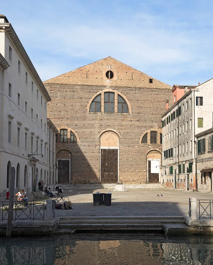San Lorenzo, Venice: facade