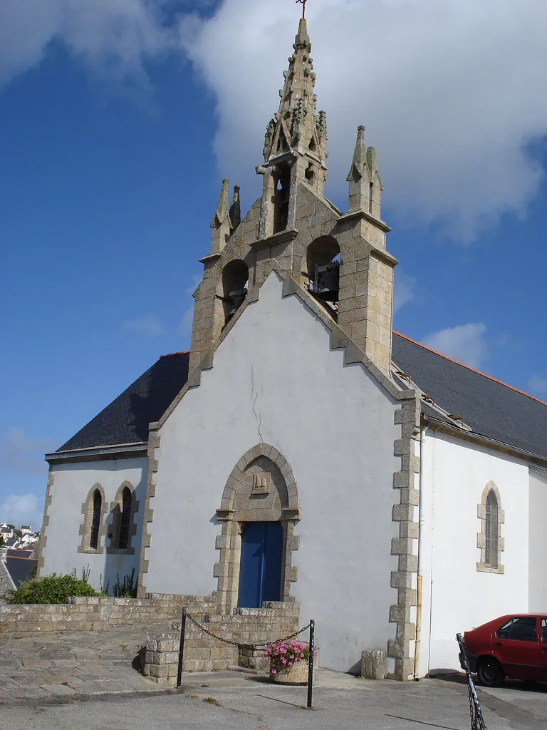 Poulgoazec, église St.Julien-le-Passeur.