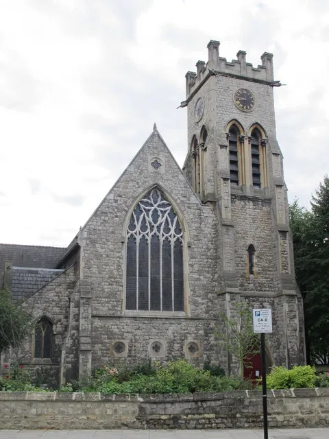 St. Peter's Church, Belsize Park / Belsize Square, NW3 (2)