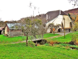 Lieu-Croissant Abbey