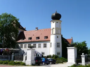 Neufahrn Castle