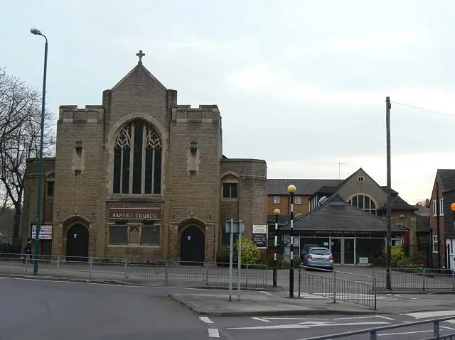 Mansfield Road Baptist Church 'The church on the corner'. It's not actually on Mansfield Road at all, but is sited on the corner of Sherwood Rise and Gregory Boulevard. Built in 1912.