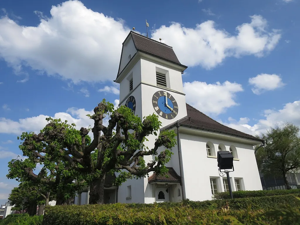 Nordwestseite der Kirche