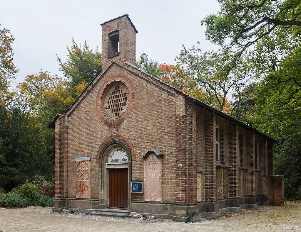 Ulm, Baden-Württemberg, Germany: Kirche der Apostolischen Gemeinschaft