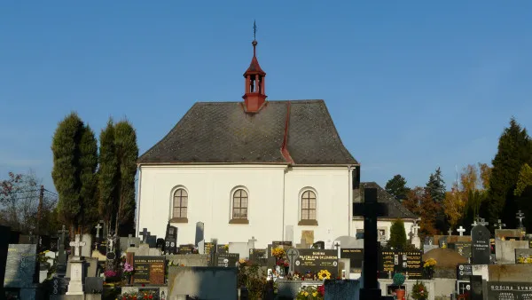 Hřbitovní kostel sv. Jana Křtitele v Konici
