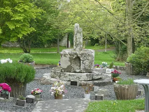 Churchyard cross in St Mary the Virgin's churchyard
