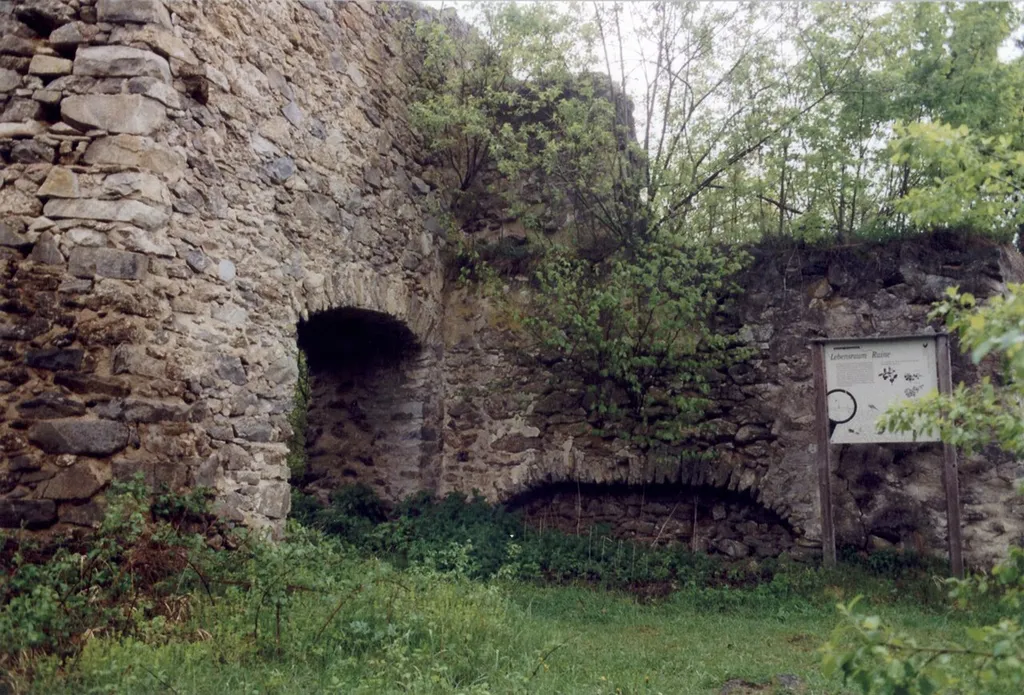Burg Neurandsberg, Eingang zur Kernburg