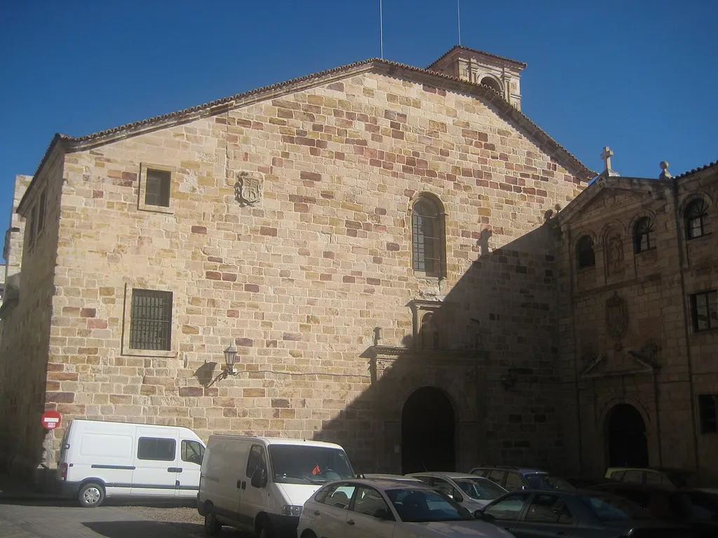Fachada de la iglesia de San Andrés (Zamora)