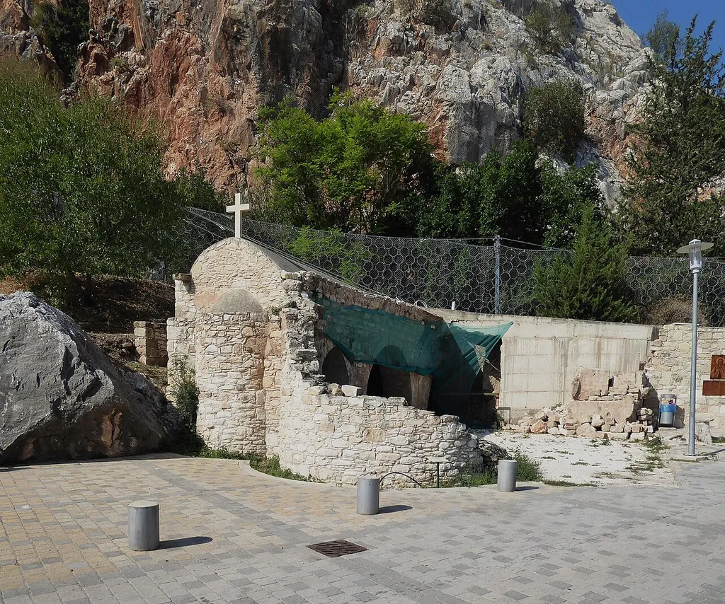 Church ruin of Agios Ilarionas, Episkopi (Paphos)