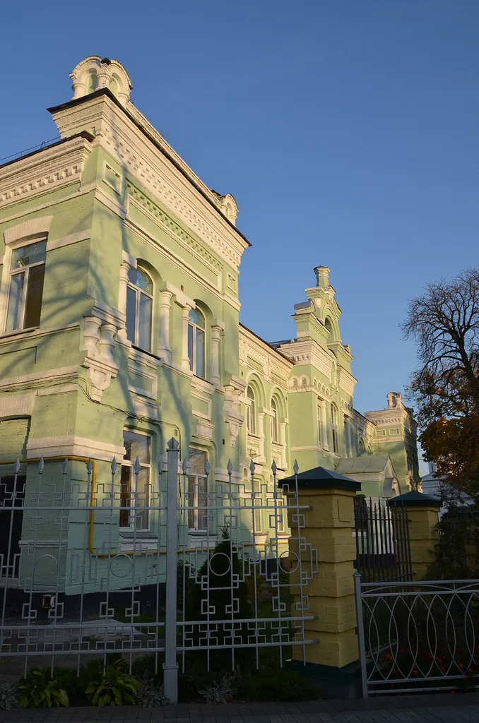 Лікарня з церквою (корп. № 3), Київ, вул. Лаврська, 11