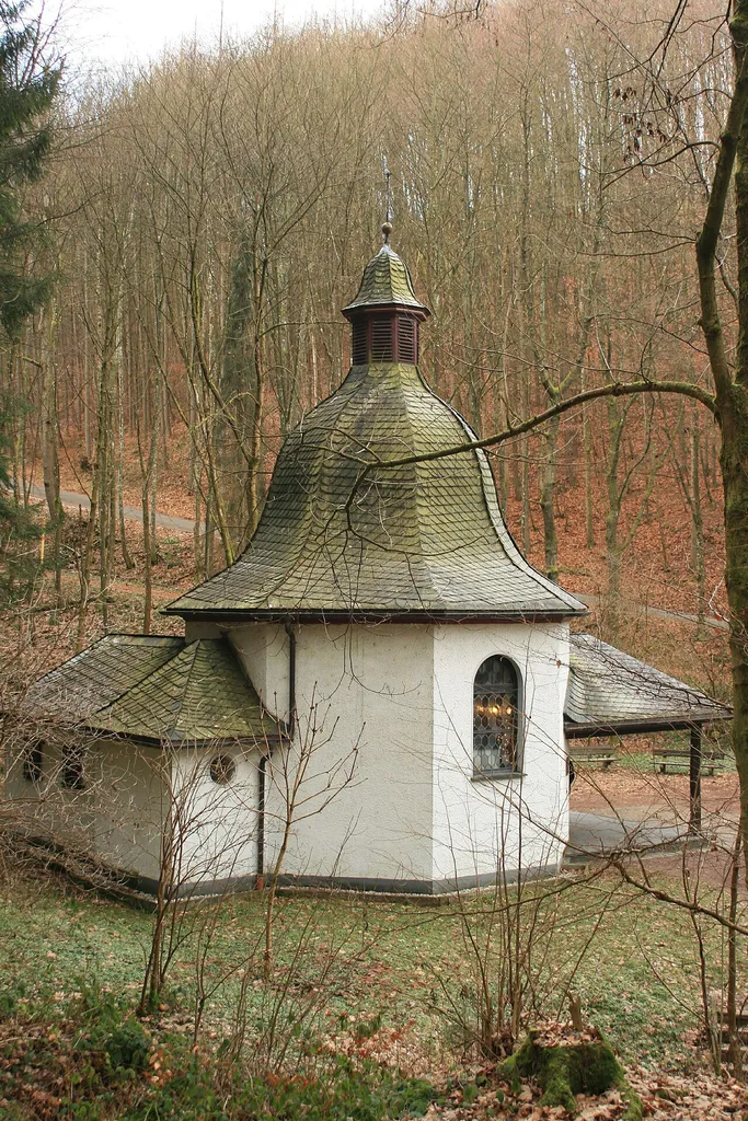 Kapelle Waldenburg bei Attendorn (Biggesee) am Fuße der Burg Waldenburg