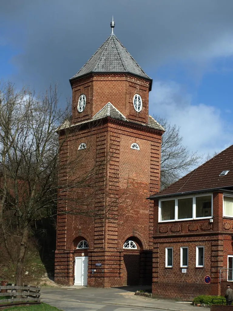 Rendsburg, Schleswig-Holstein (Germany), Water tower of the Saatsee-Wharf , photo 2011