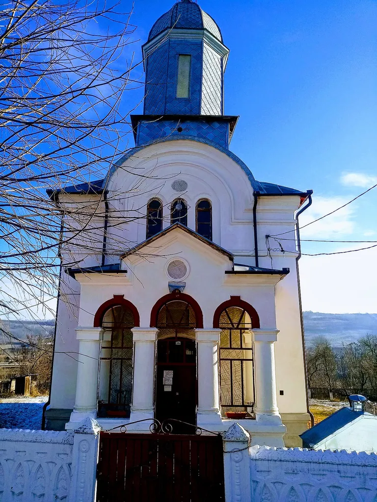 Biserica Sf Dimitrie Fumureni