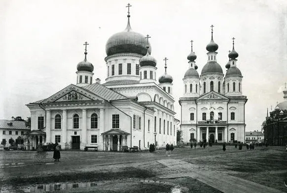 Sarovsky Monastery, Uspensky Sobor