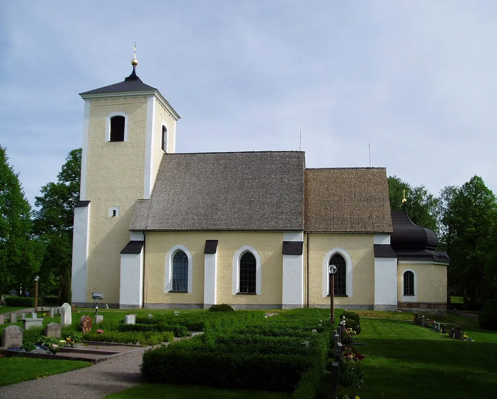 Lena kyrka, Uppland