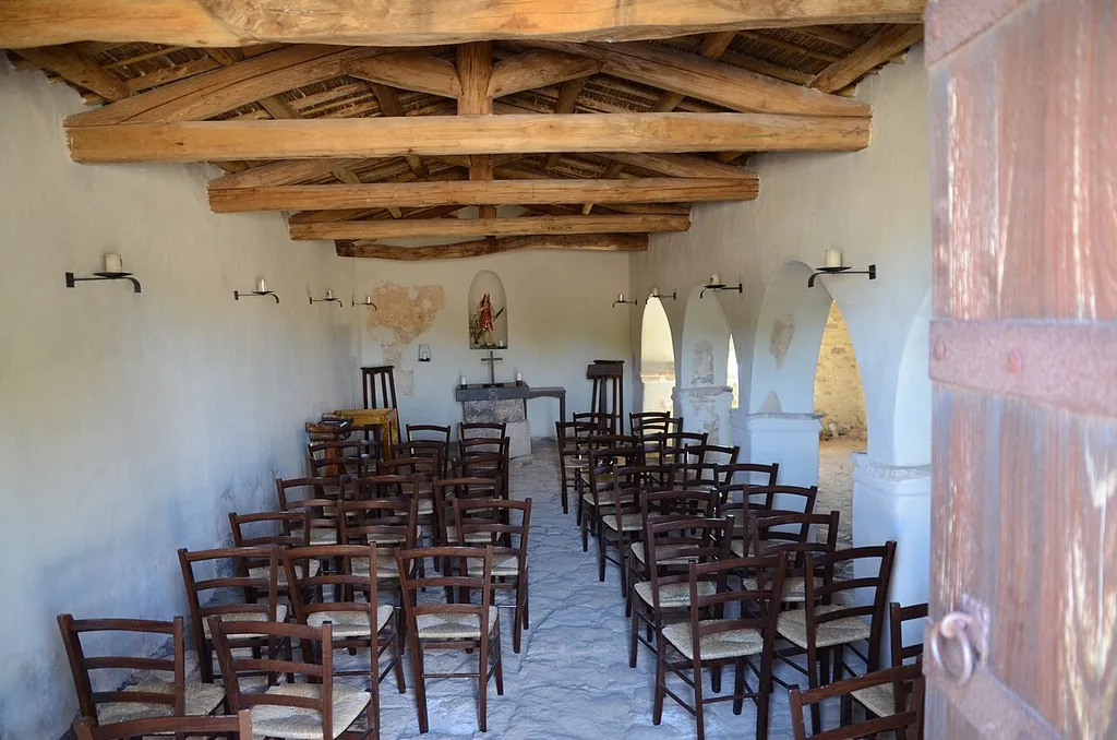 chiesa di santa Vittoria - interno