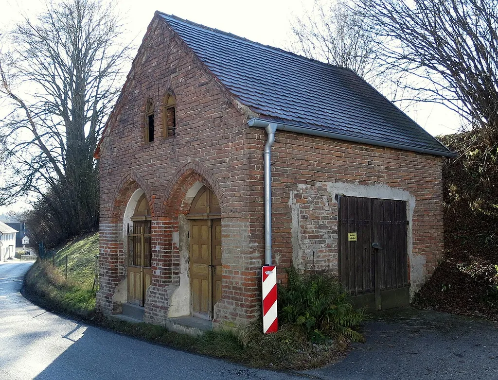Moosburger Straße 12
