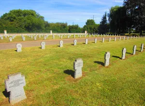 Thionville‎ German military cemetery