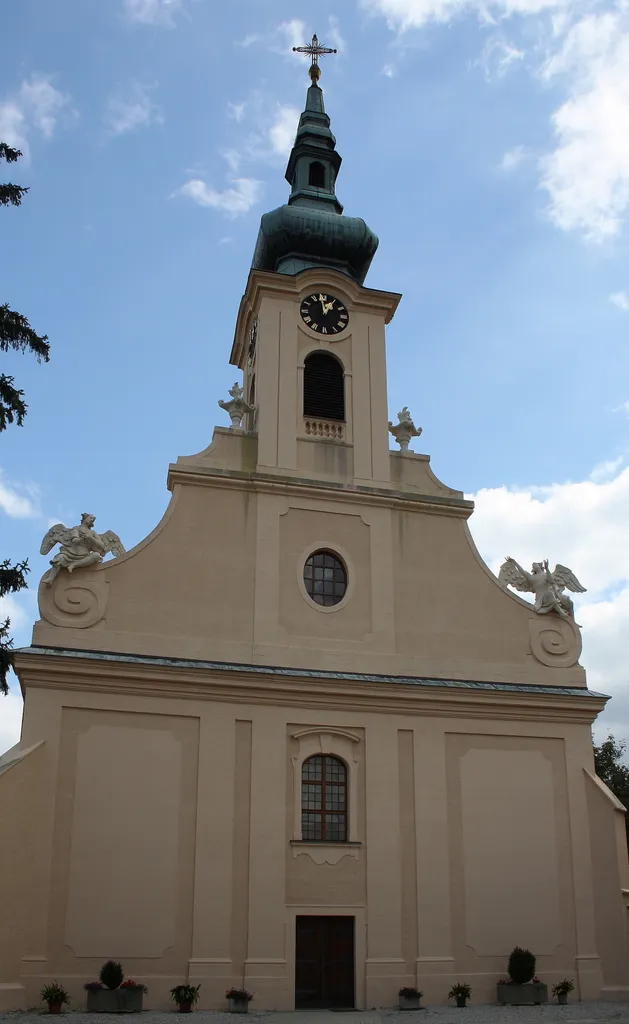 Die röm.-kath. Pfarrkirche Hl. Margareta in Traiskirchen, Niederösterreich