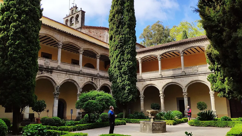 Claustro renacentista del monasterio de Yuste, Cáceres