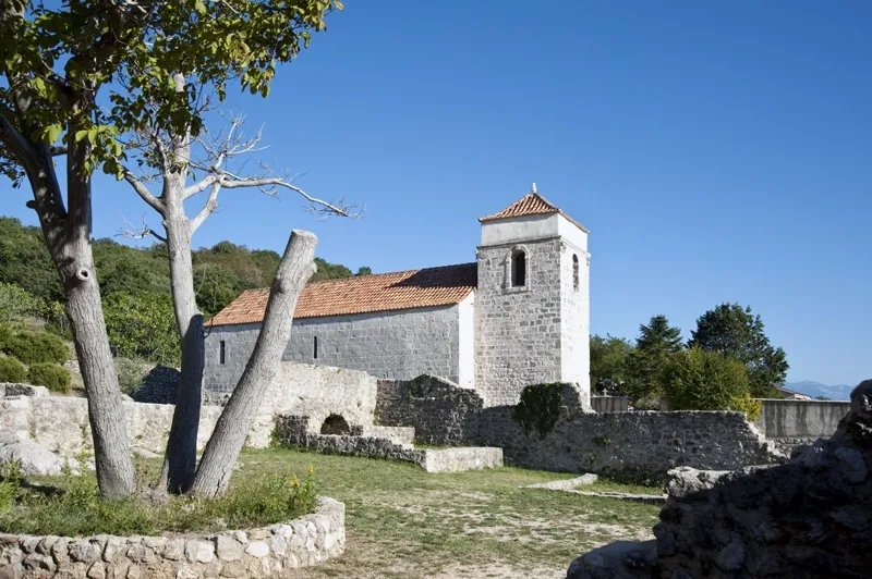 Crkva sv. Lucije u Jurandvoru
