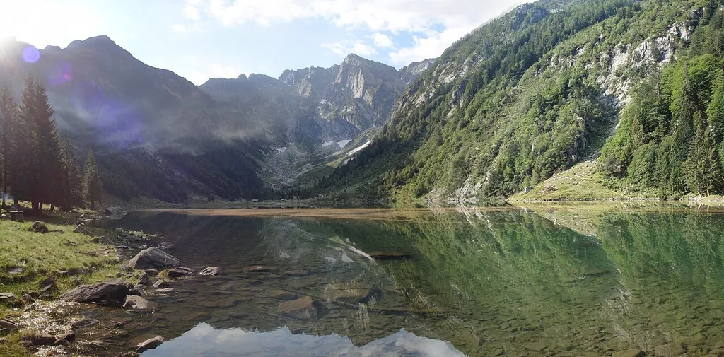 Lago di Cama