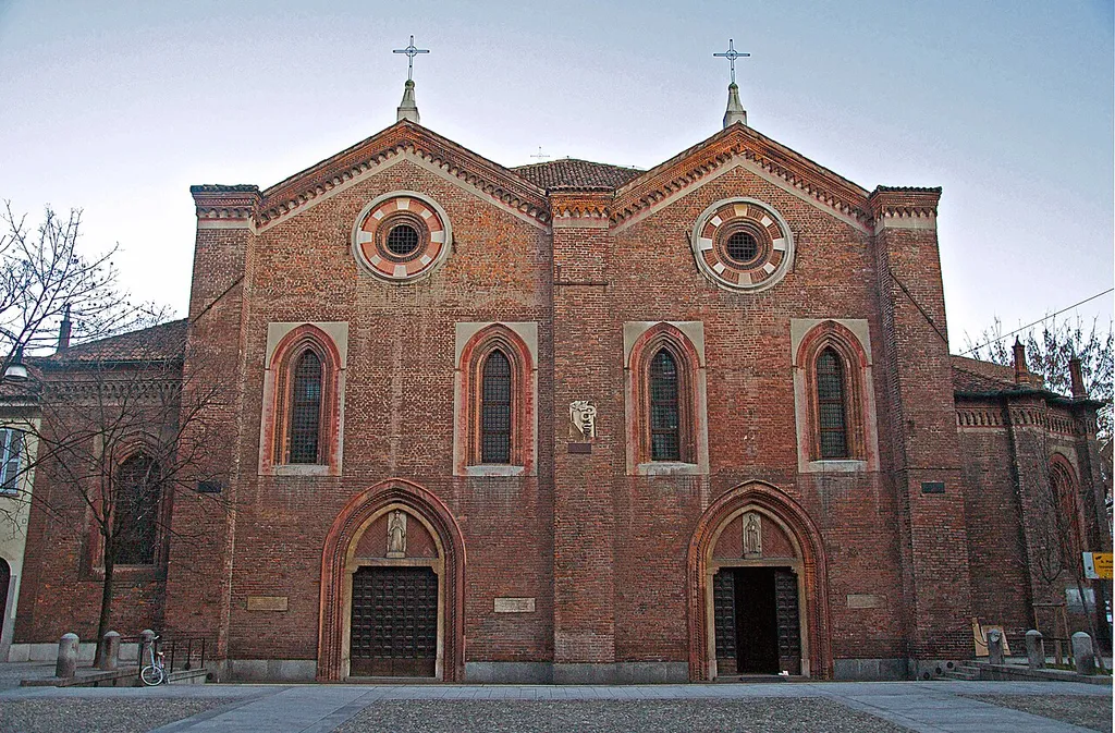Church of Santa Maria Incoronata (Milan) - twin Facades